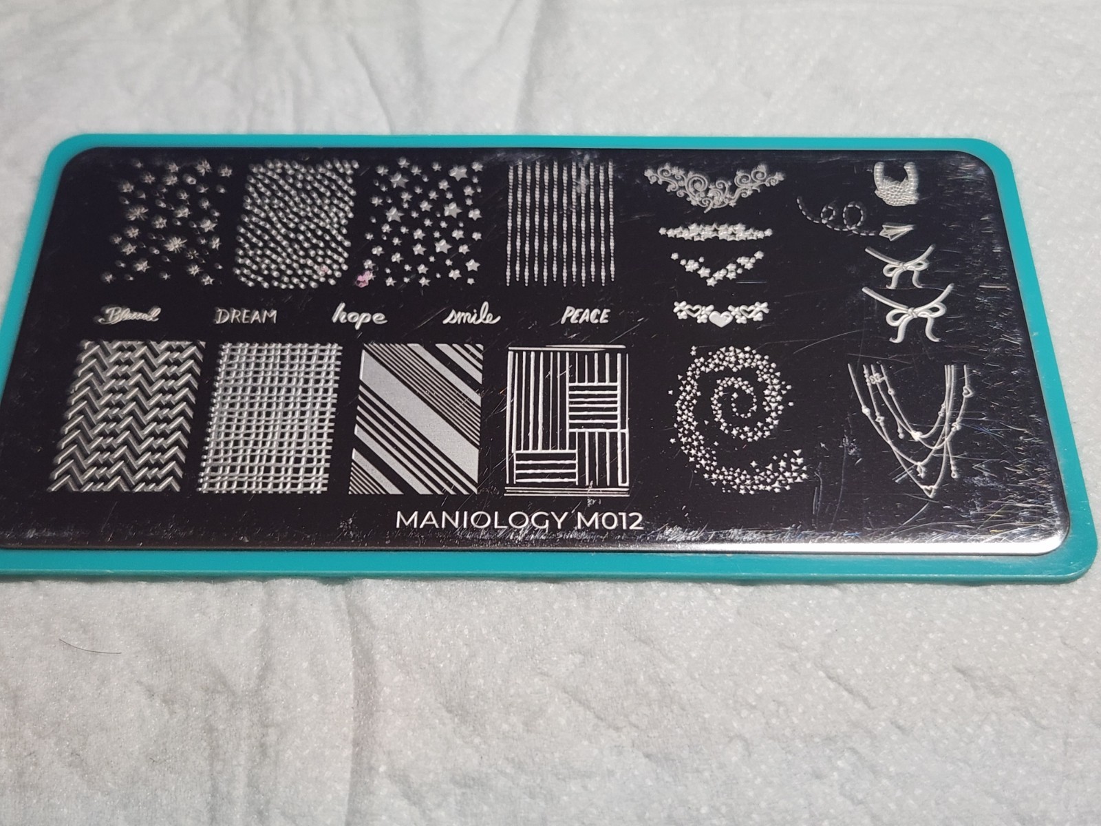 Maniology Nail Stamping Plate M012 Forever Young