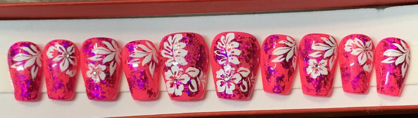 Custom Hand Made Short Length Coffin Press On Nails Size Large 0,4,3,5,7