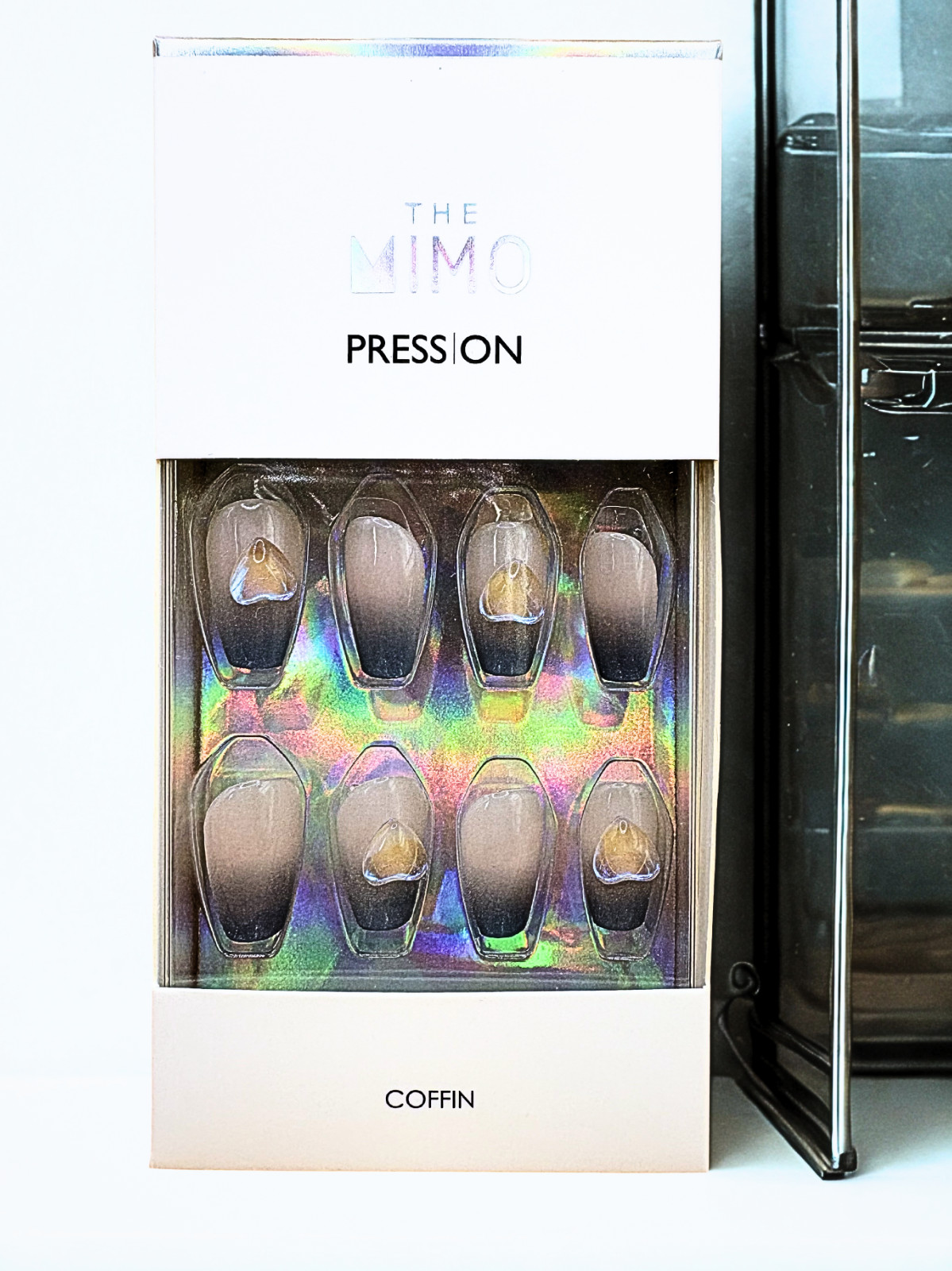 The MIMO TPU Press on nails-Coffin Nude Beige with Gold Heart Accent 28PCS