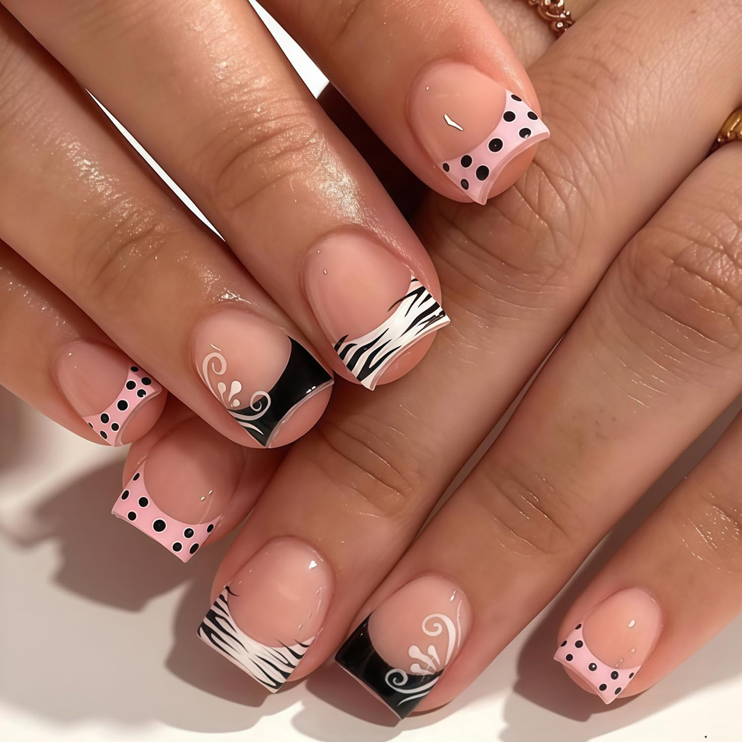 Spring Summer Press on Nails Short Almond Fake Nails 3D Embossed Fruit False Nai