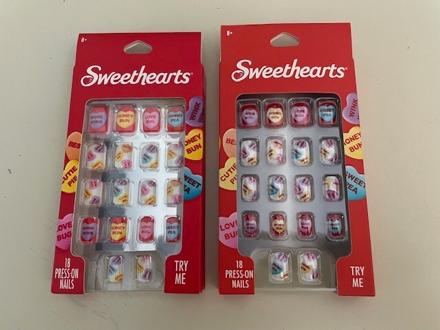 SWEETHEARTS THE ORIGINAL SET/2 18 COUNT PRESS-ON NAILS 36 Total Valentines’ Day