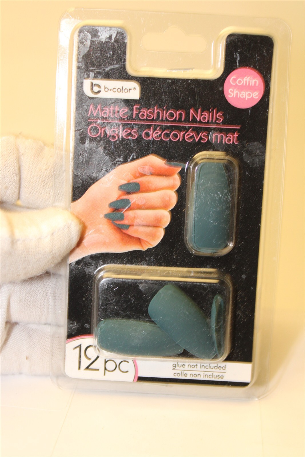 L.A. Colors / b-color NEW Assorted Colors Nail Tips Lot X 17 Includes Tattoos