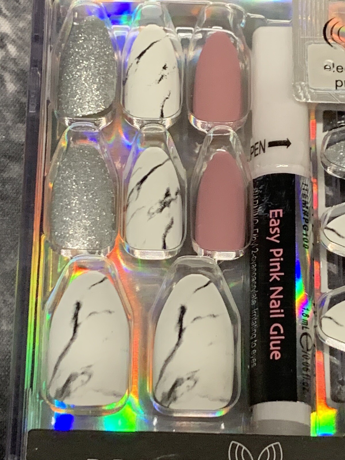 Pretty Woman Faux Nails Glue Included Black/White Marble Silver Rose Pink
