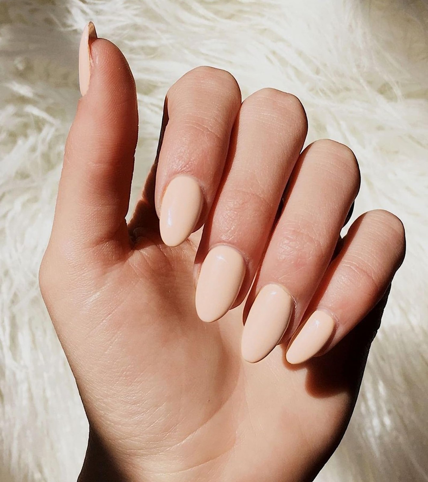 Artquee Press on Nails Short Soft Nude Almond False Tips Glossy Reusable Fake…