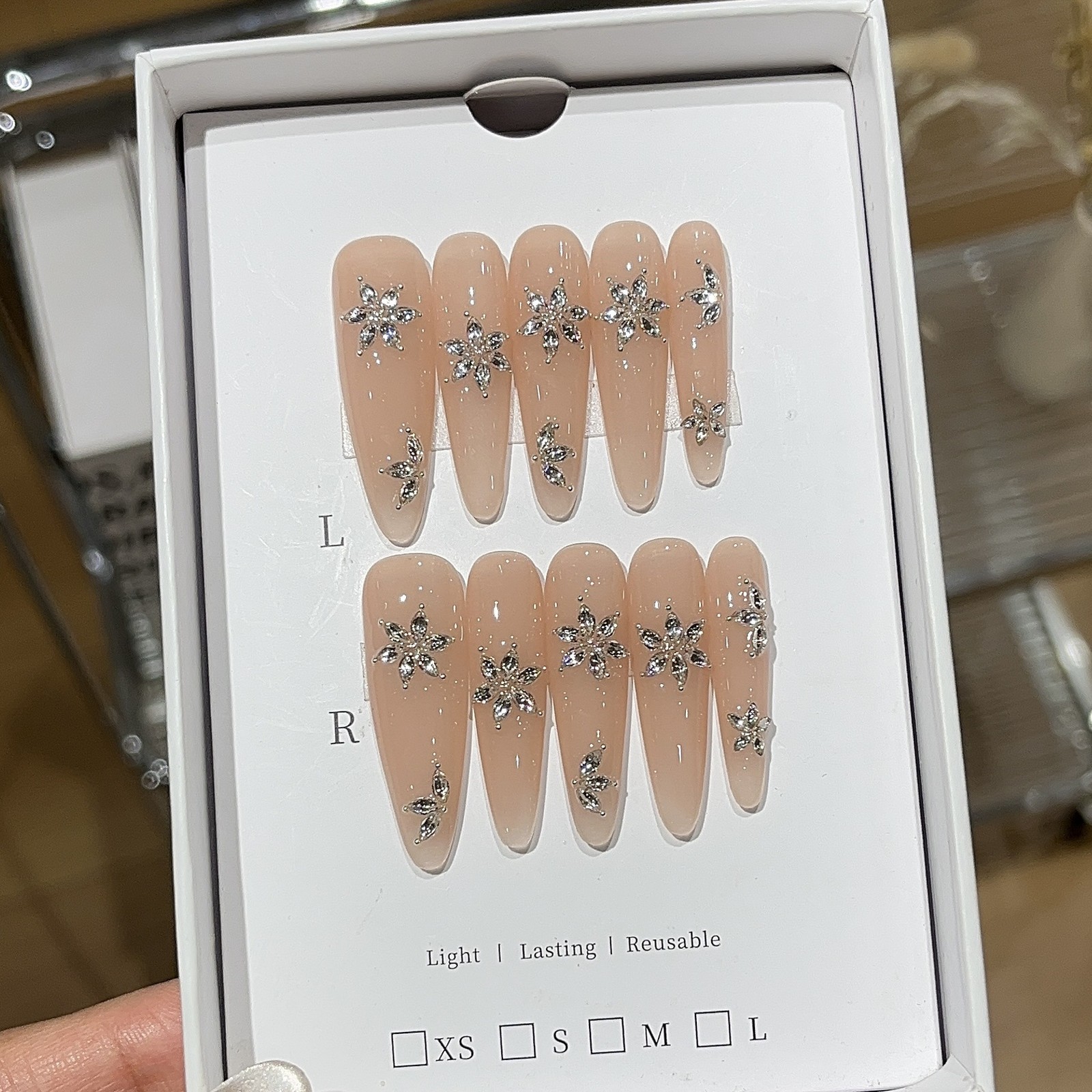 10Pcs Handmade Nude Pink Nails Snow Zircon Steel Bead Elegant Daily Wear