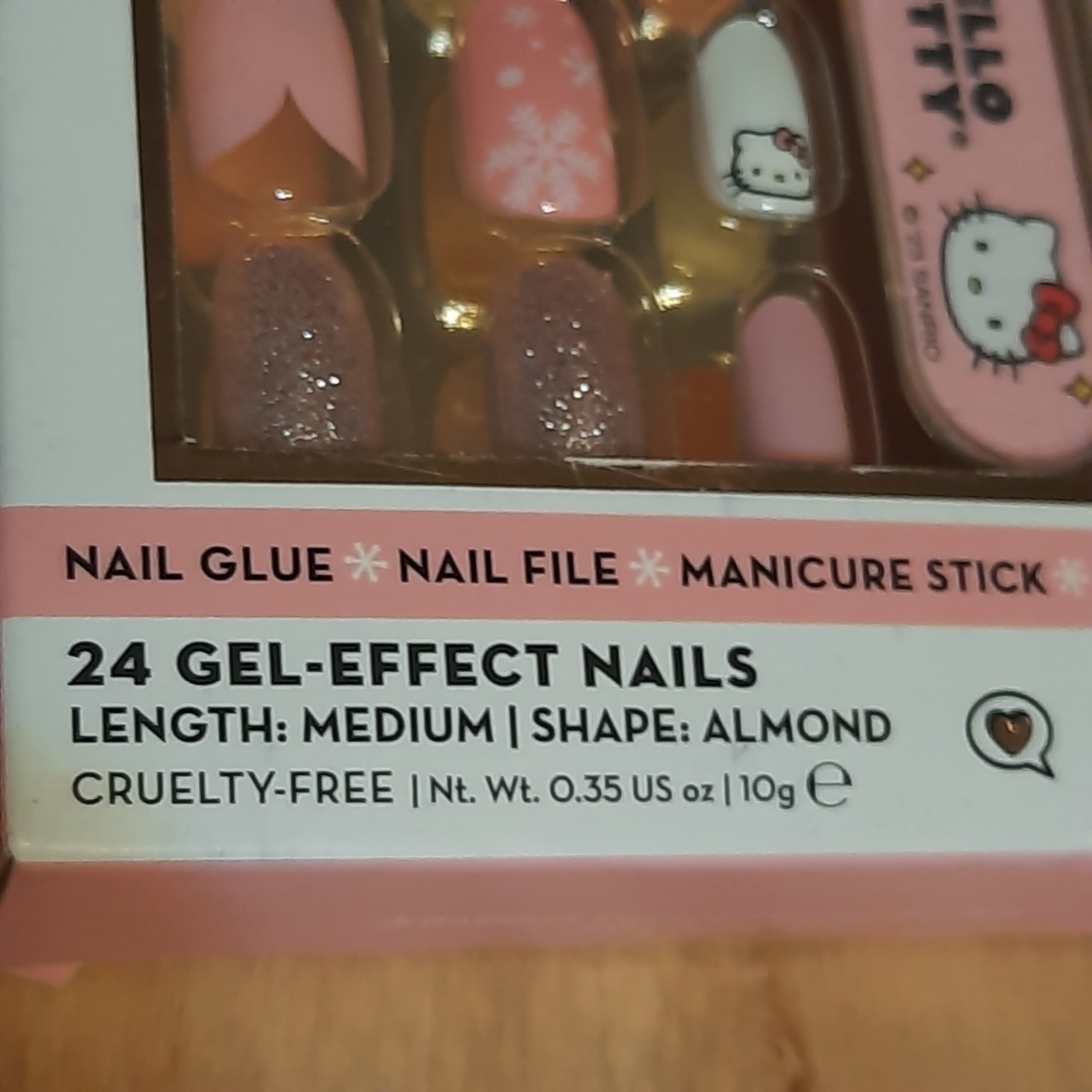 The Crème Shop x Hello Kitty 24 Gel Effect Press-On Nails Kit – Reusable