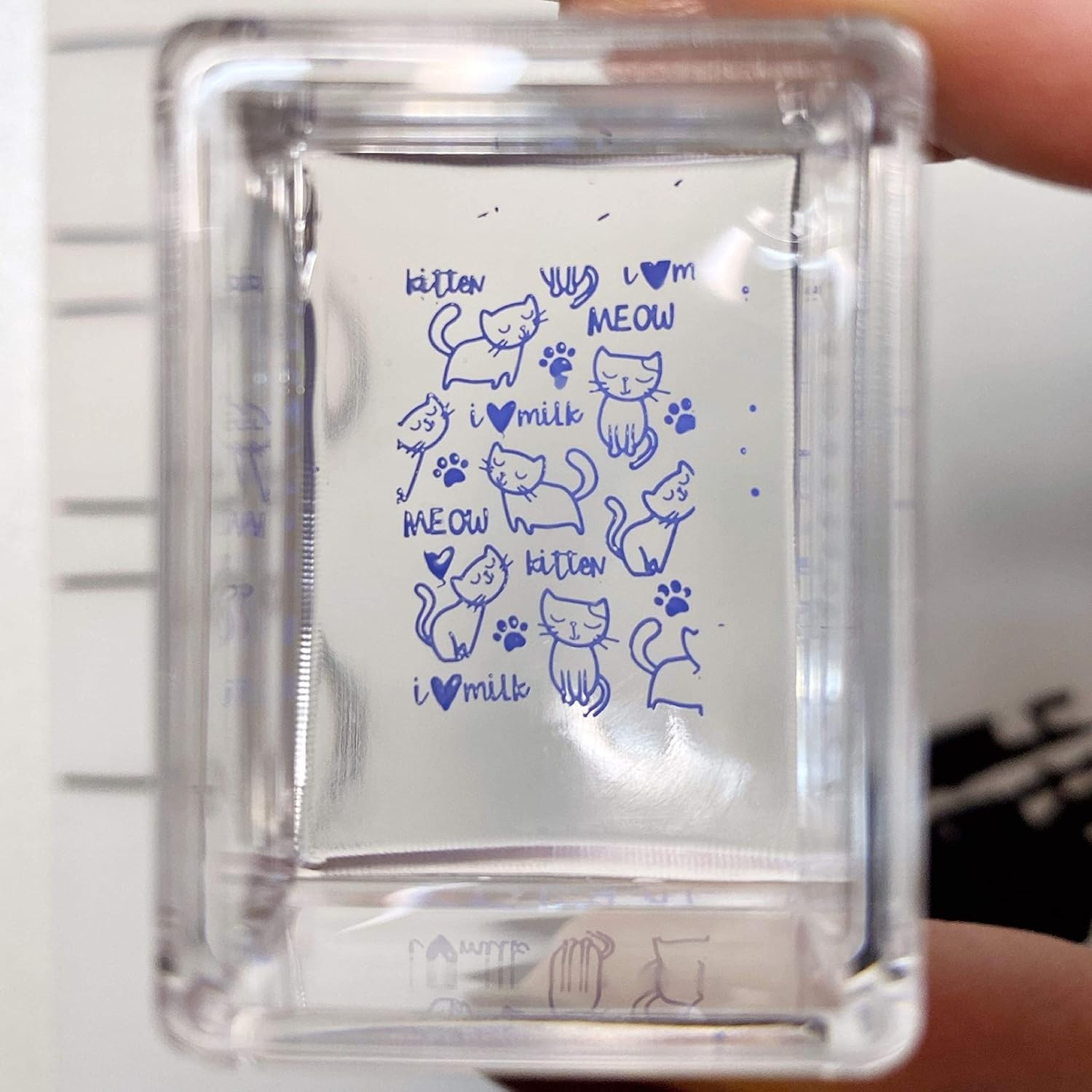 Nail Art Stamping Tool: Ice Cube Rectangular Stamper & Scraper for Detail Lovers