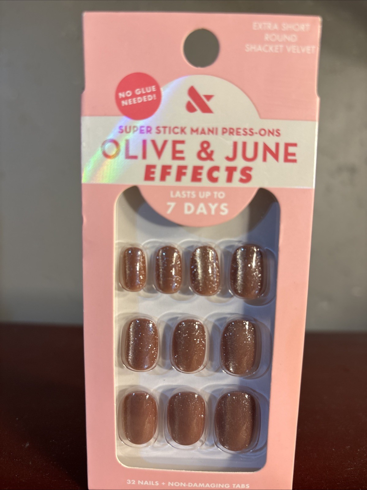 Olive & June Super Stick Mani Press On Nails Extra Short Shacket Velvet
