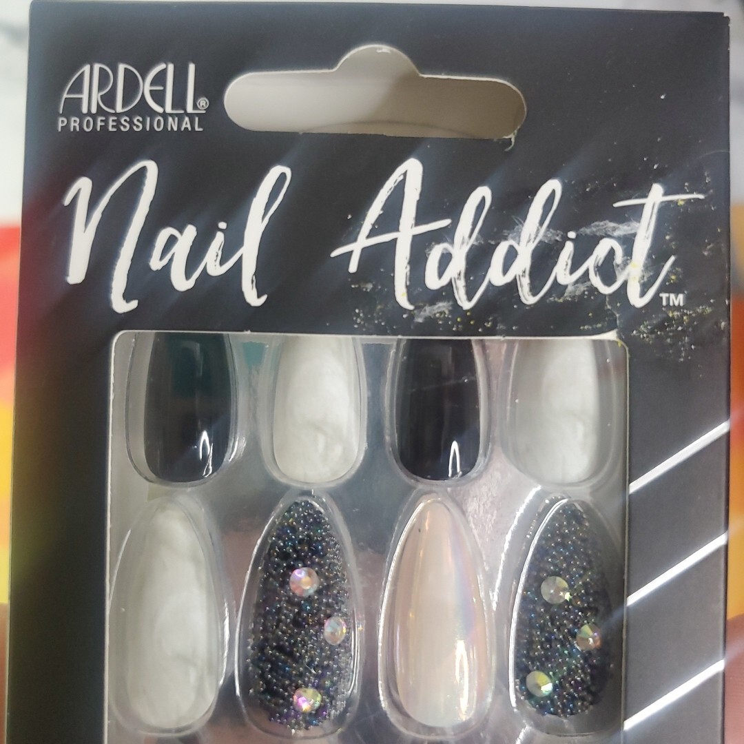 Ardell Professional Nail Addict Premium Set~ Marble & Diamonds! ~ 28 Nails NEW