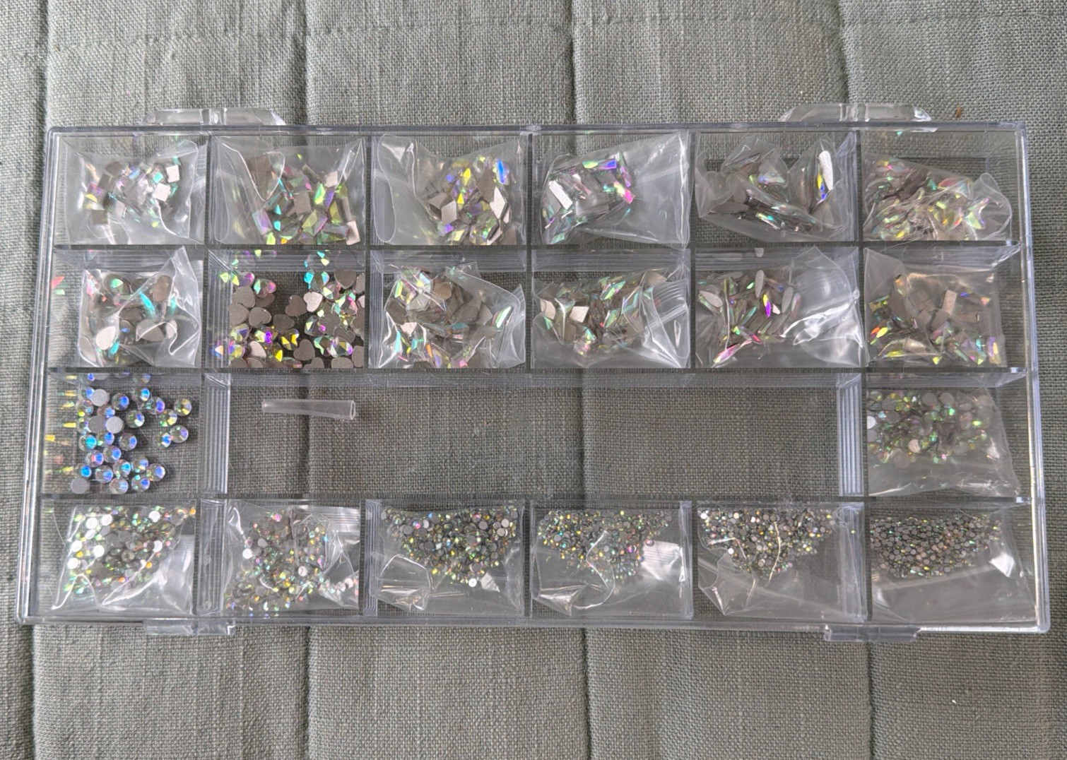 1000PCS Mixed Size Nail Art Rhinestones Flatback Crystal AB Glass Stones Box Kit