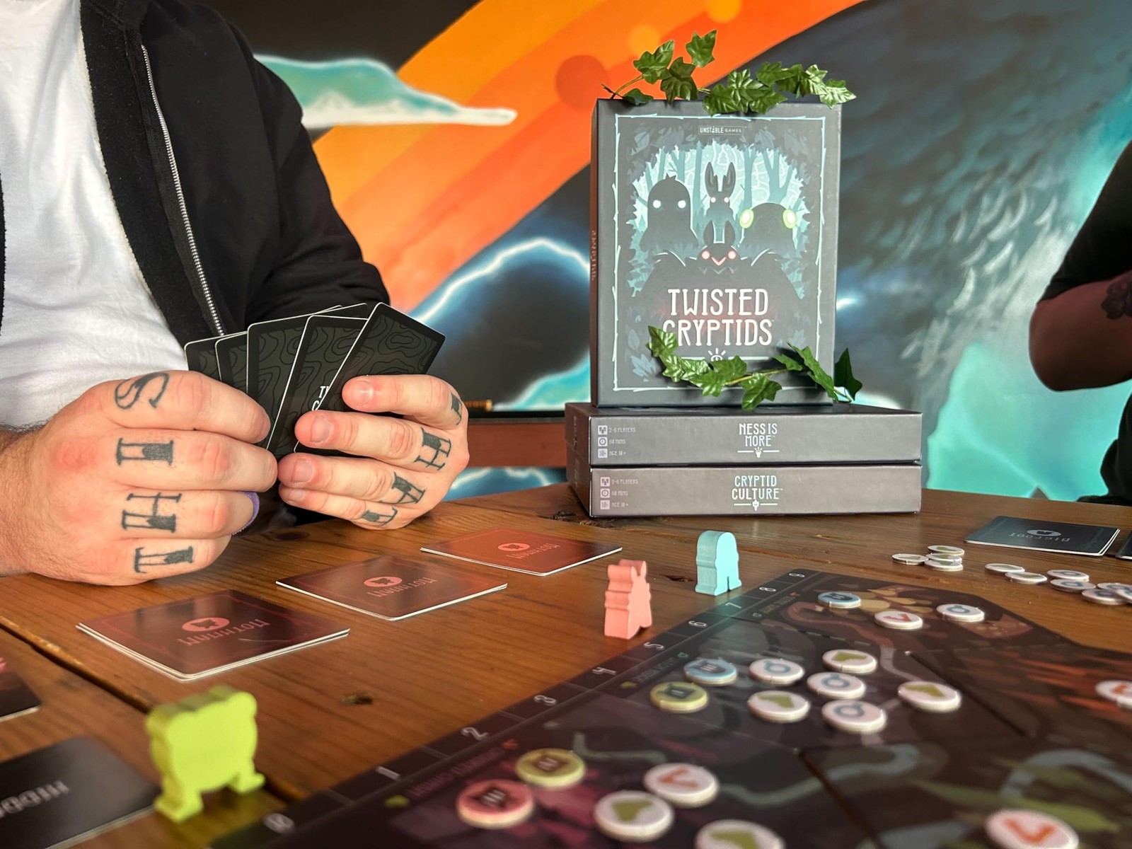 Unstable Games Twisted Cryptids Board 17.6 cm x 4.8 x 0.1 cm, Base Game