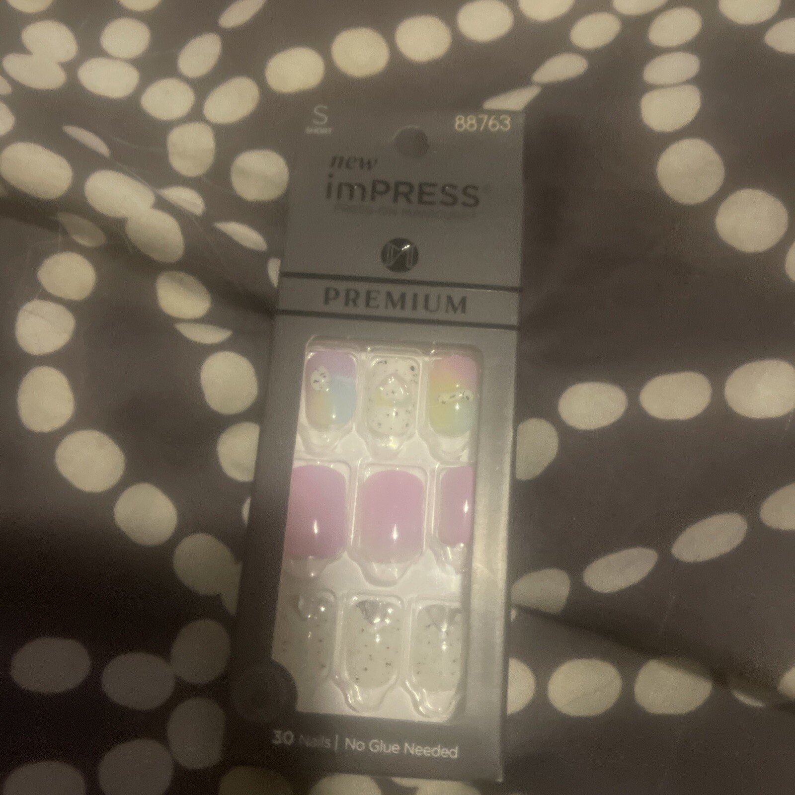 Kiss Impress Premium Press-On Nails Medium Length 88763 – 30 Nails – New!