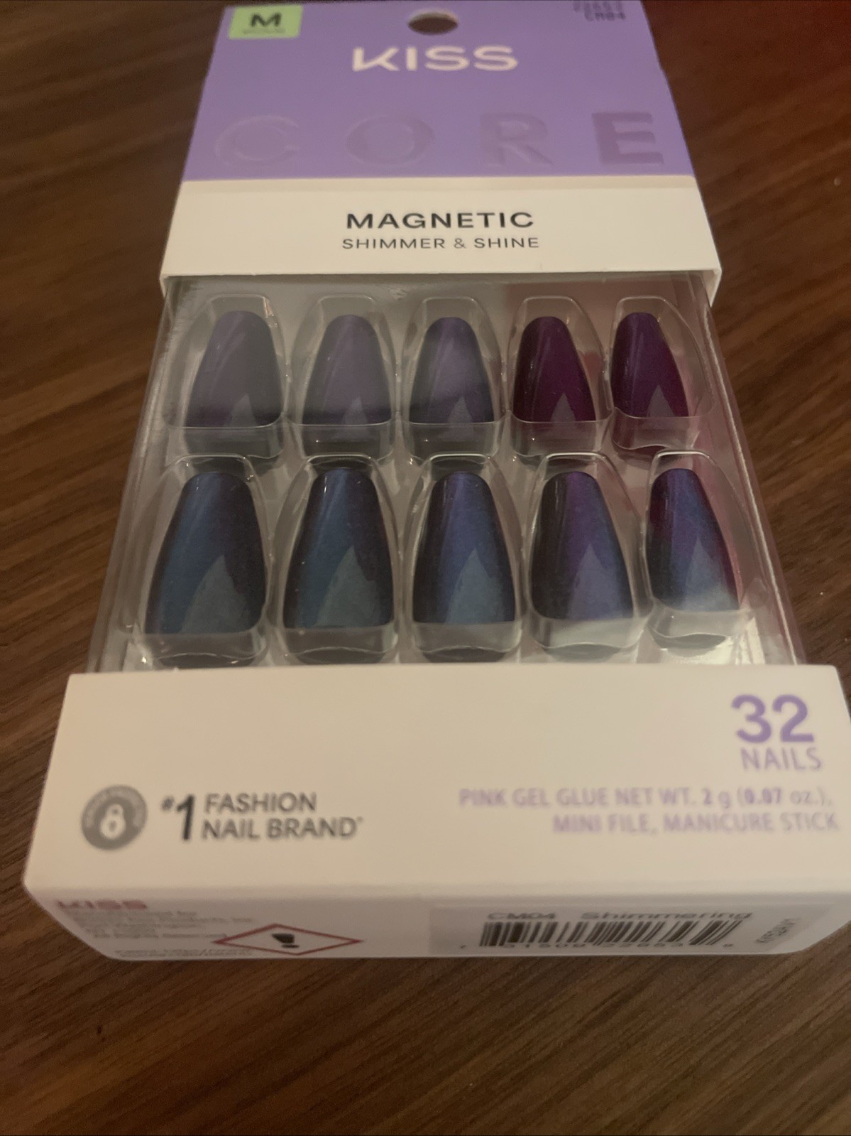 KISS CORE, Press On Nails, Nail glue included, ‘Shimmering’, Medium NIB