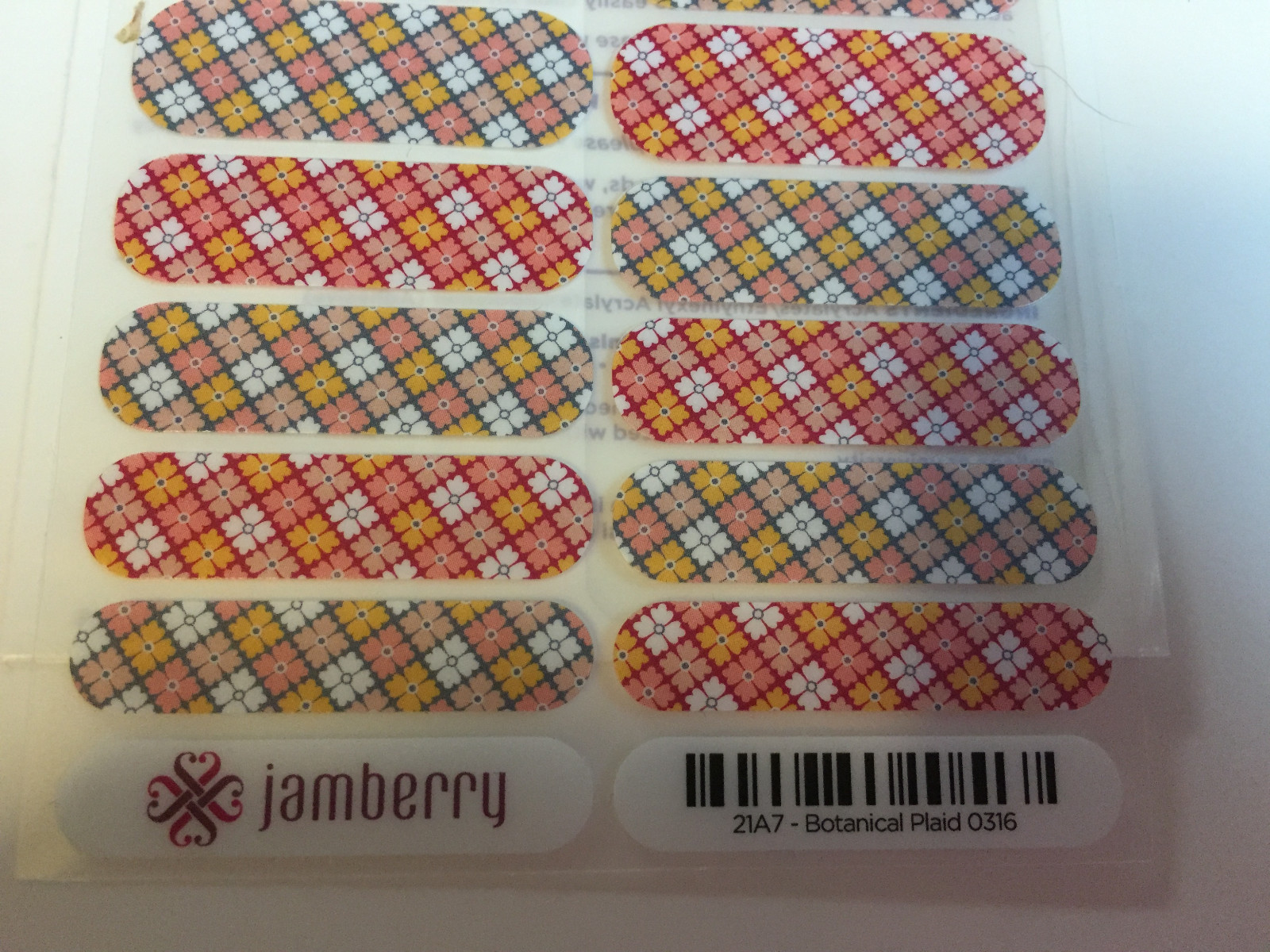 Jamberry Vinyl Nail Wraps ~ Full Sheet ~ Botanical Plaid ~ Retired ~(New)