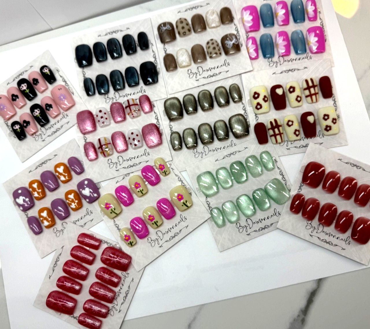 GRAB BAGS 4 pairs RANDOM DESIGN HANDMADE NAILS NONE 3D collection sz M Short LOT