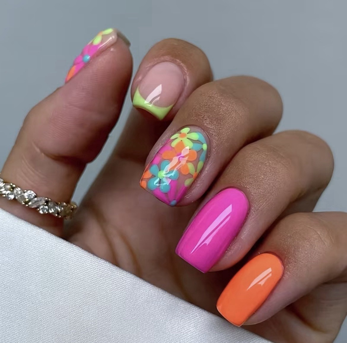 Beautiful Nail Pink Orange French Square Press-On Nails Flowers