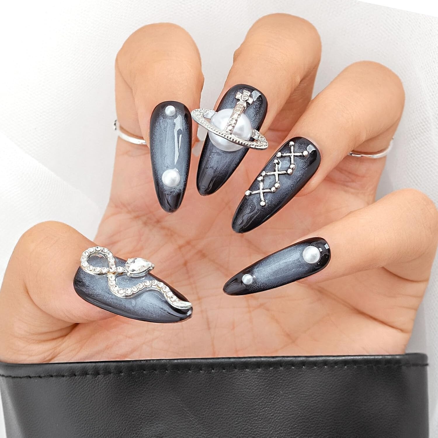 10 Piece 3D Reusable Handmade Press On Nails Set Vital snake