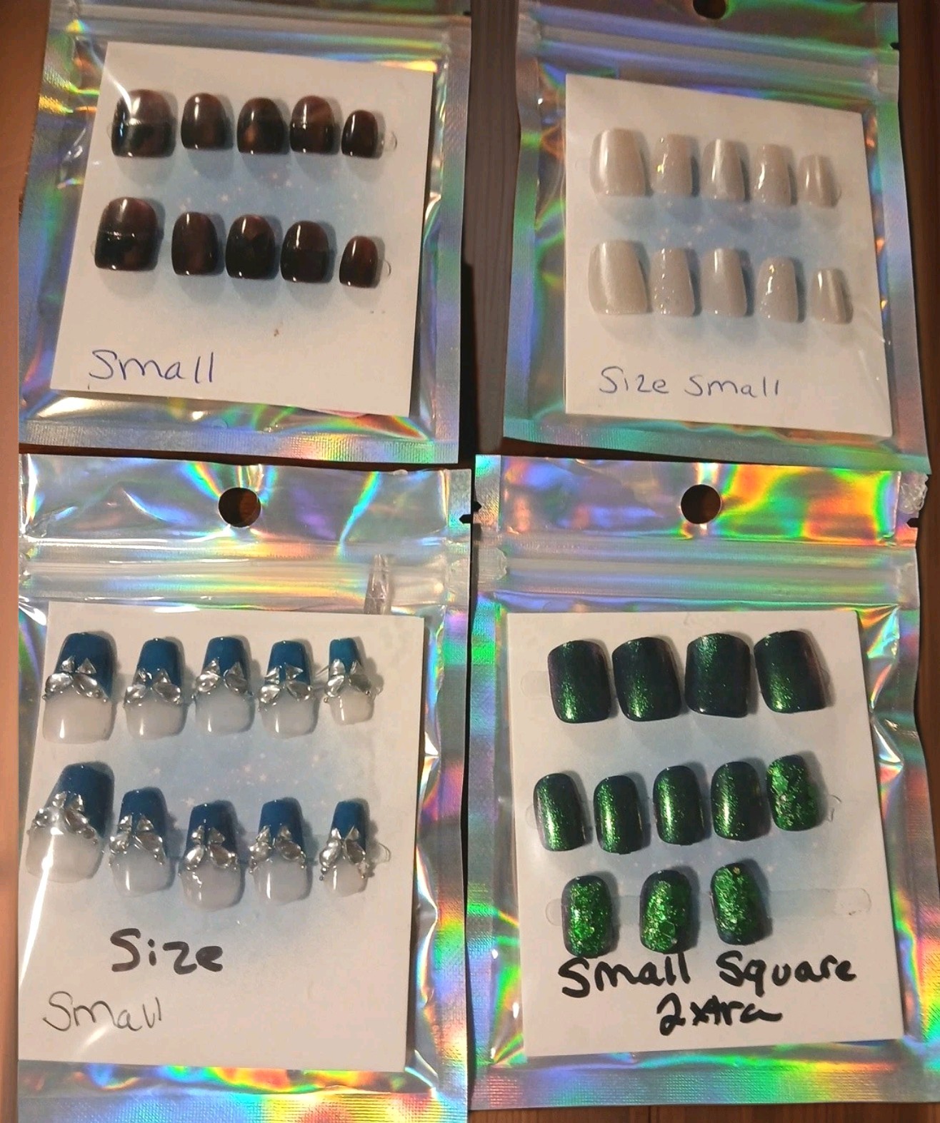 Set Of 4 Size Small Press-On Nails
