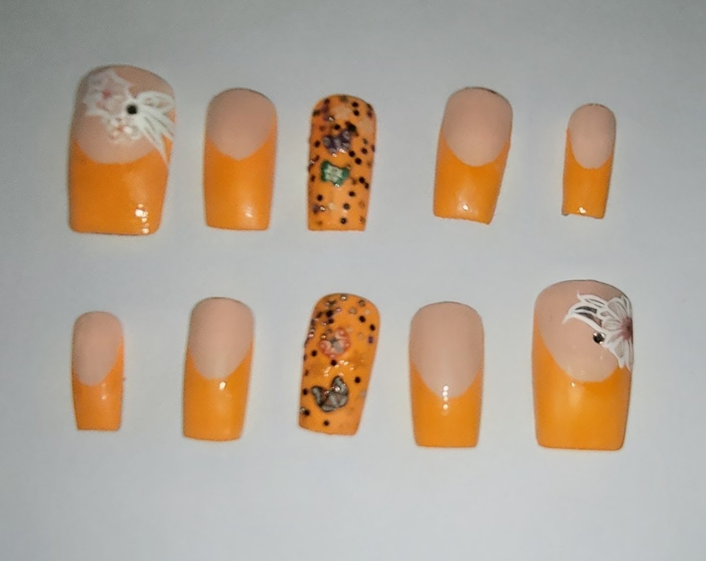 Kawaii Press On Nails|​Luxury Orange & White Swarovski |Boutique REUSABLE Medium