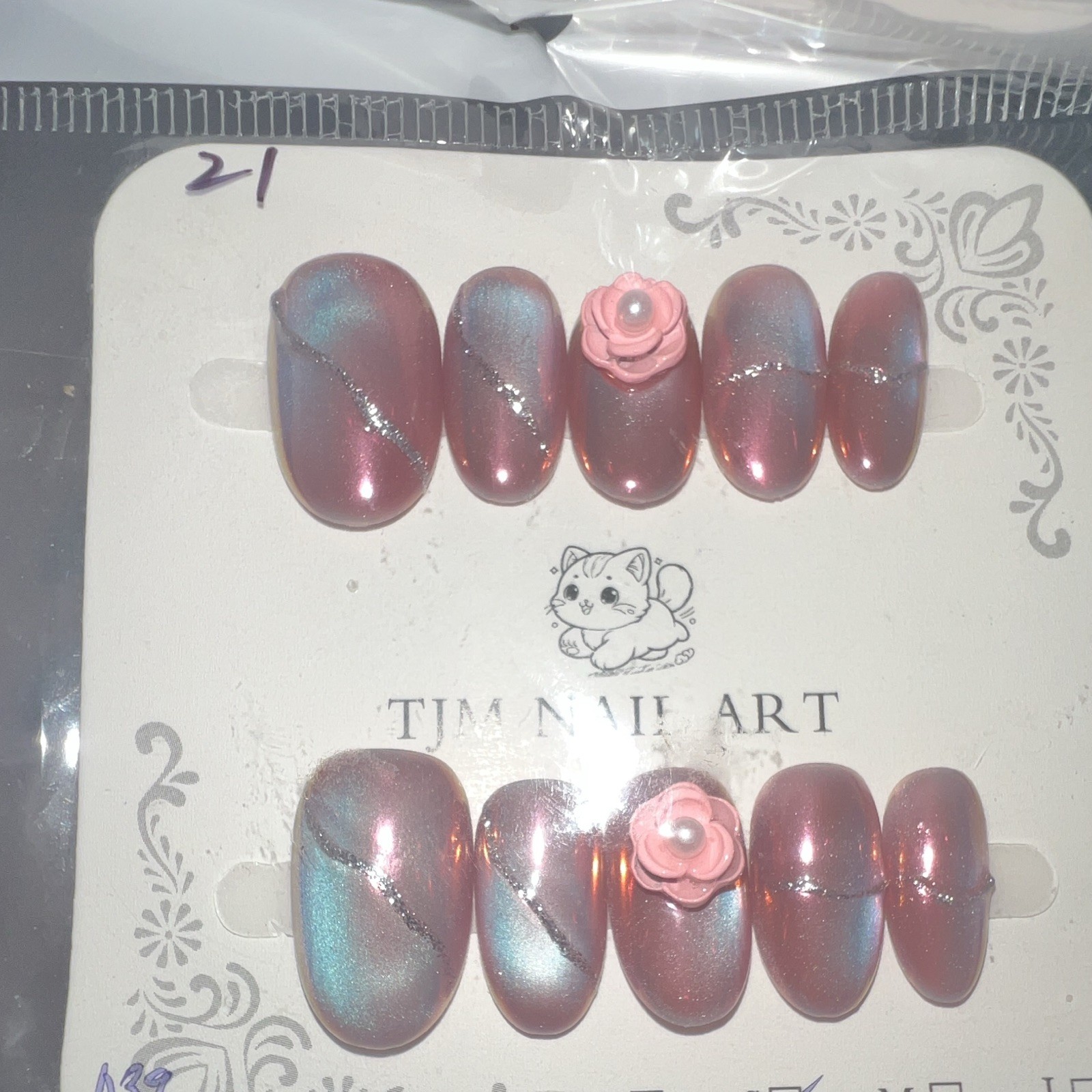 TJM Nail Art Oval Medium Press-On Nails Full Cover Pre-Designed 3D Shimmer