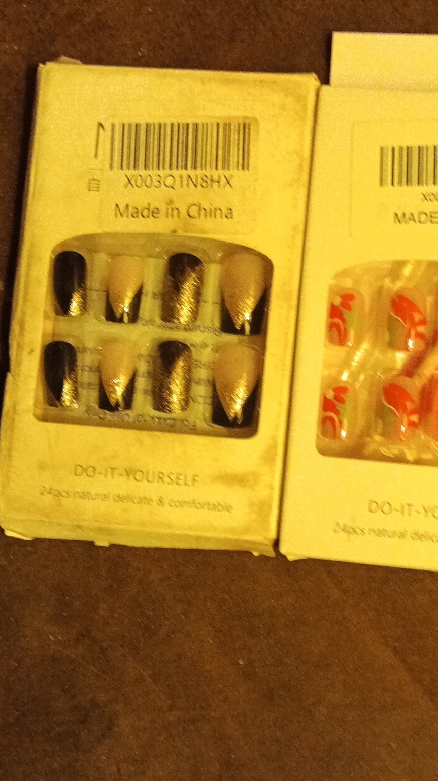 24pcs Press-On Nails Set Full Cover Pre-Designed Black Gold Red Floral Shiny