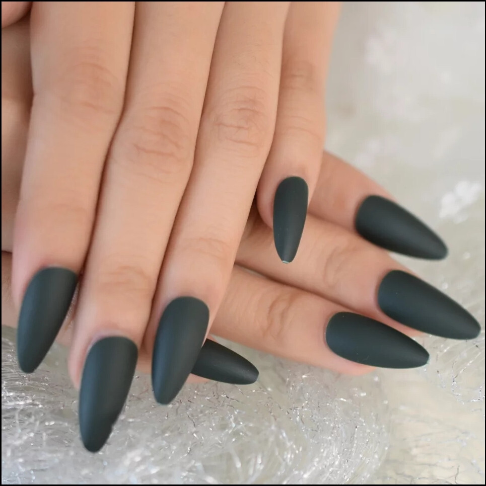 24 Medium Press on nails kit w glue Matte dark green winter