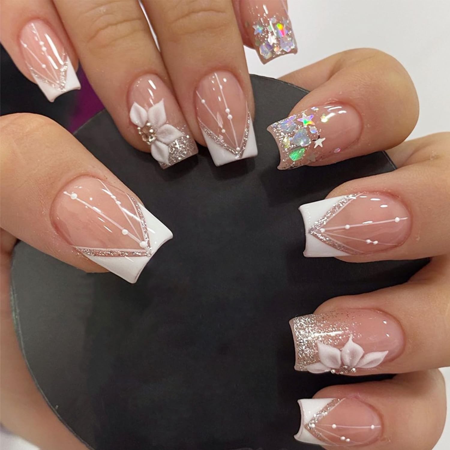 24Pcs Square Short Press on Nails French Tip Fake Nails with Cute Star Rhines…