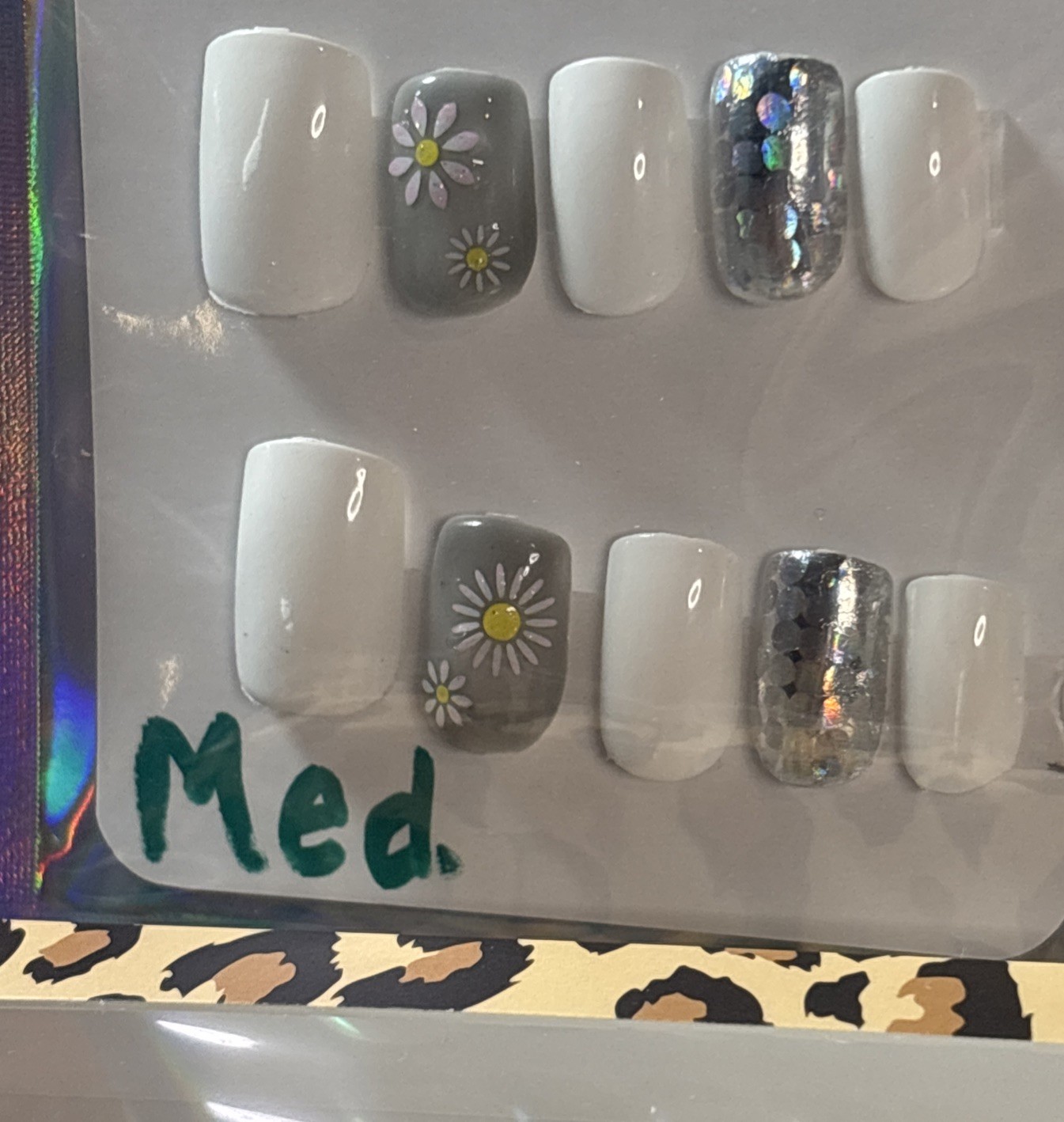 Press On Nails Medium Square-Nails full set whits&Silver size Medium