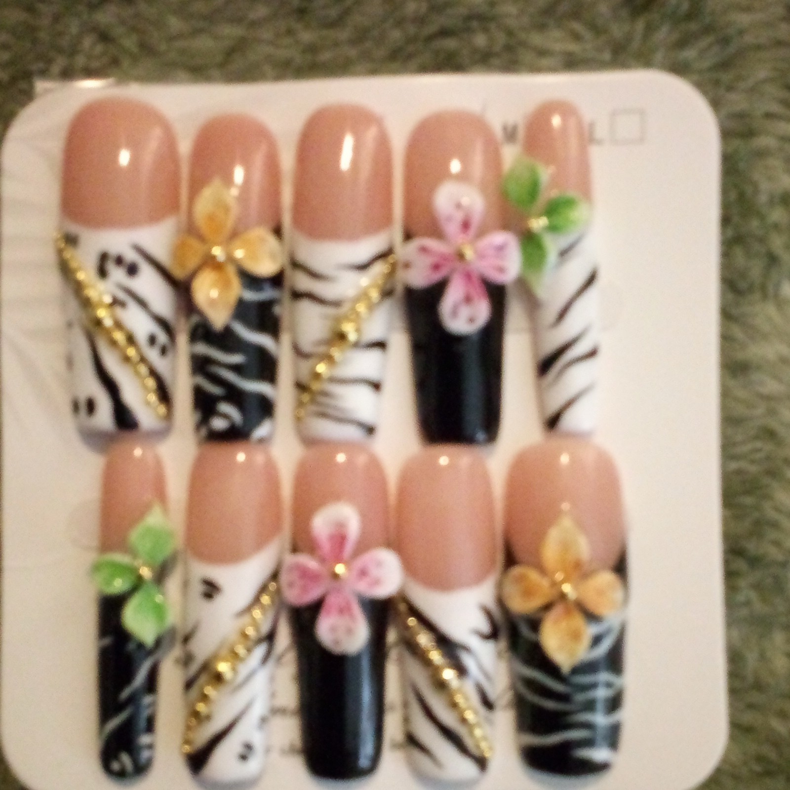 3D Pre-Designed Press-On Nails Nude Black White Gold Long Coffin Flower Zebra
