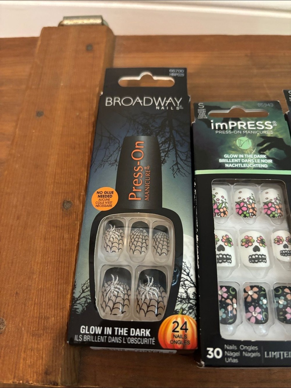 3x Halloween Press On Nails Bundle Kiss imPRESS Broadway Glow In Dark Skulls Web
