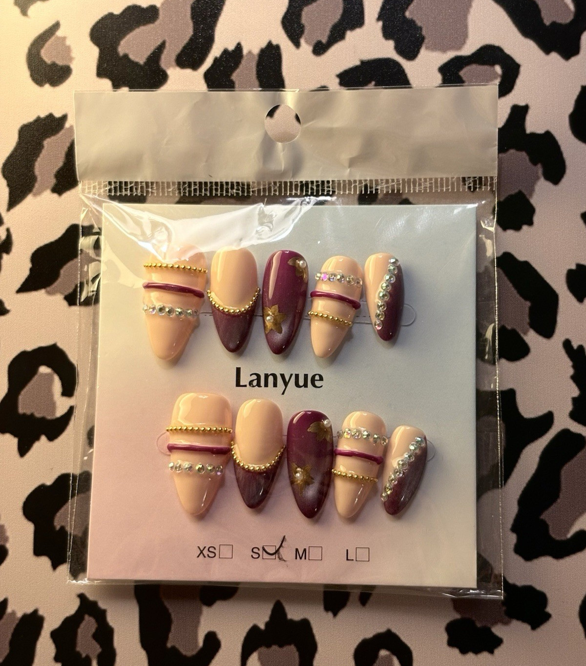 Lanyue Press-On Nails Pink Purple Gold 3D Rhinestone Pre-Designed Small Almond