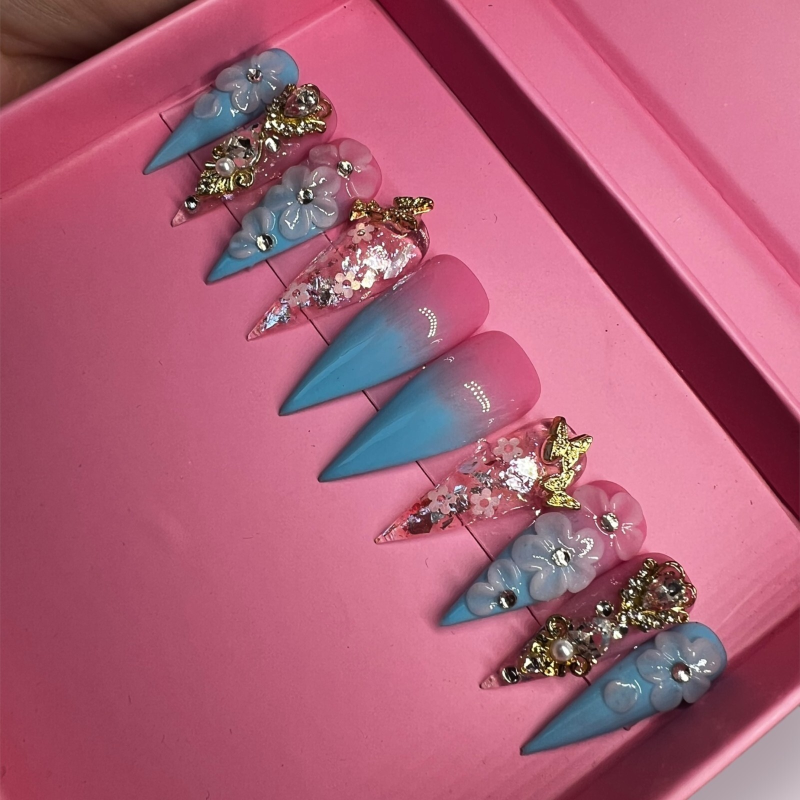 Luxurious Handmade Acrylic Press On Nails – A12 – High Quality & Reusable