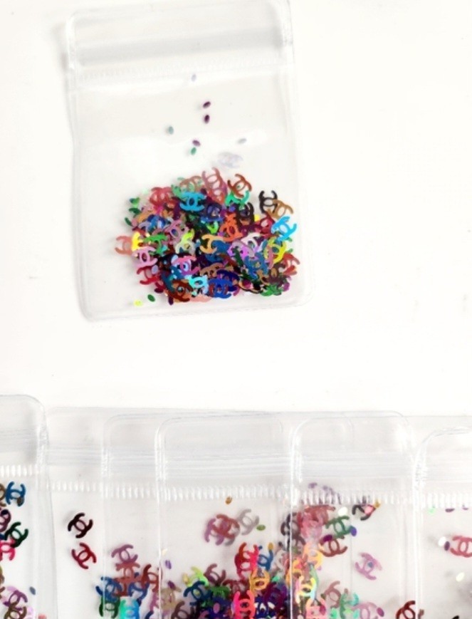 NWT NAIL ART DESIGN MULTICOLORED MIXTURE FLAT METALLIC FOIL LUXURY LOGO SEQUINS