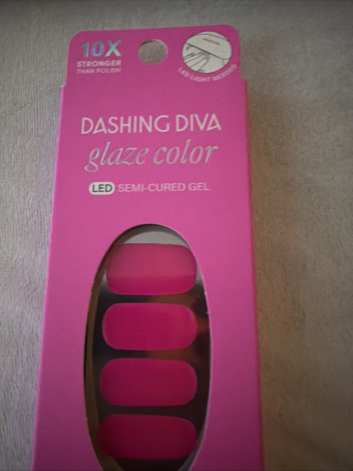 NEW IN BOX DASHING DIVA GLOSS ULTRA SHINE GEL 27 GEL NAIL STRIPS MAGENTA MADNESS