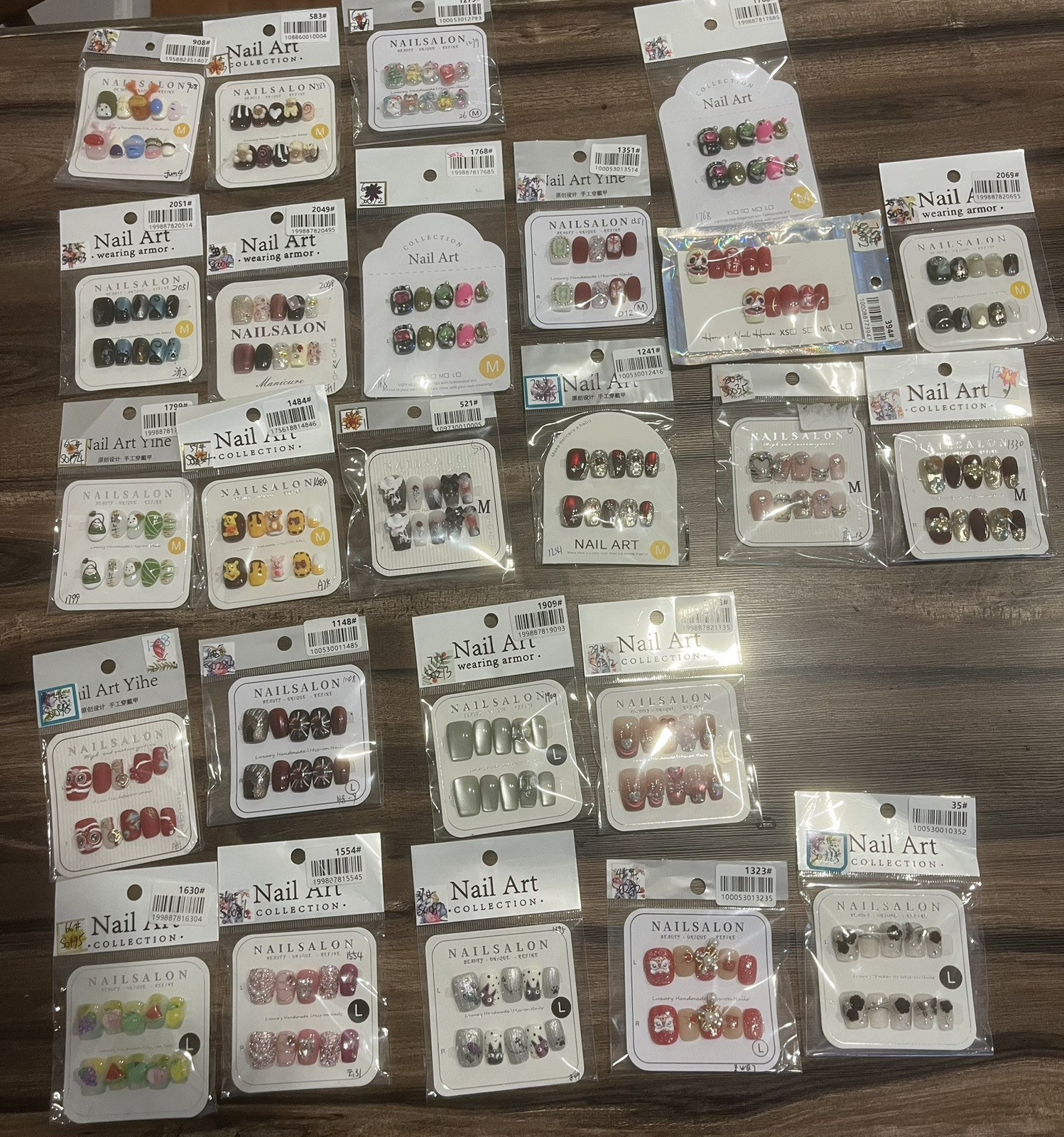 25Set Lot Price $111.9,100%Hand Made press on Nail, Free Glue&Essential Tools