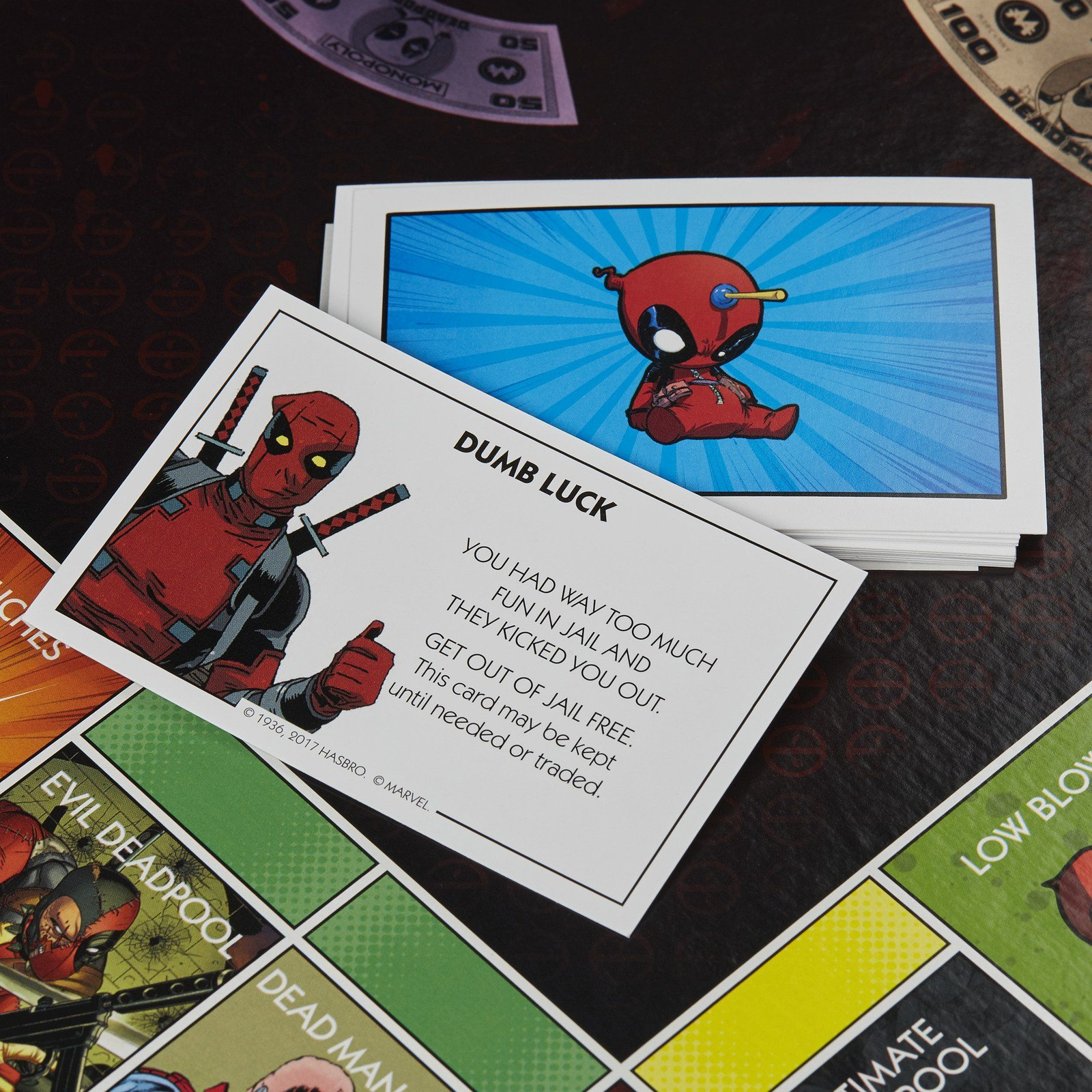 Hasbro Gaming Monopoly Game: Marvel Deadpool Edition Standard, Standard