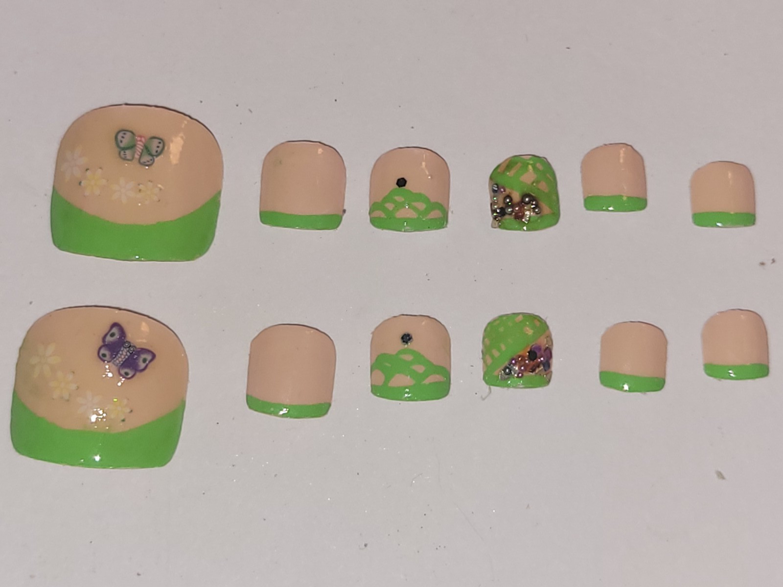 Kawaii Press-On nails Toe Finger| Green French Size Small