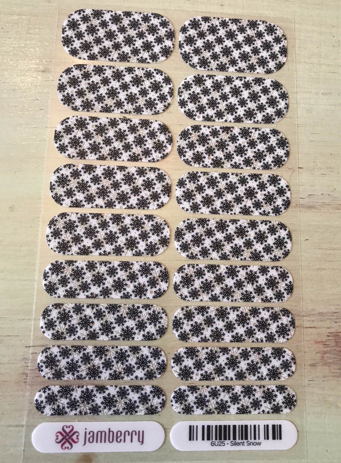 Jamberry Nail Wraps Silent Snow Full Sheet Black & White Winter Christmas 6U25