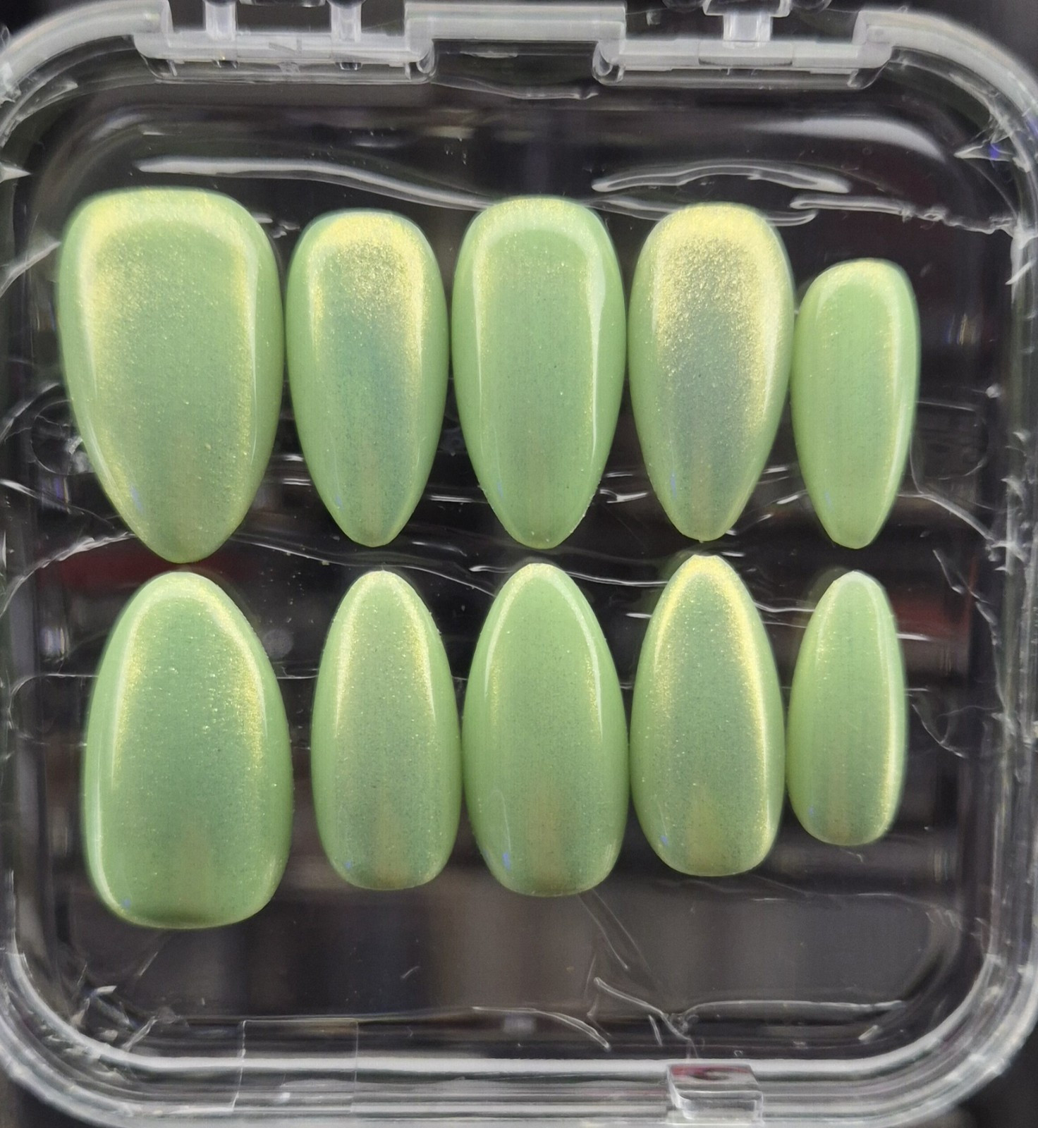 Green/Yellow Color Changing Almond Press-On Nails Set Pre-Designed Full