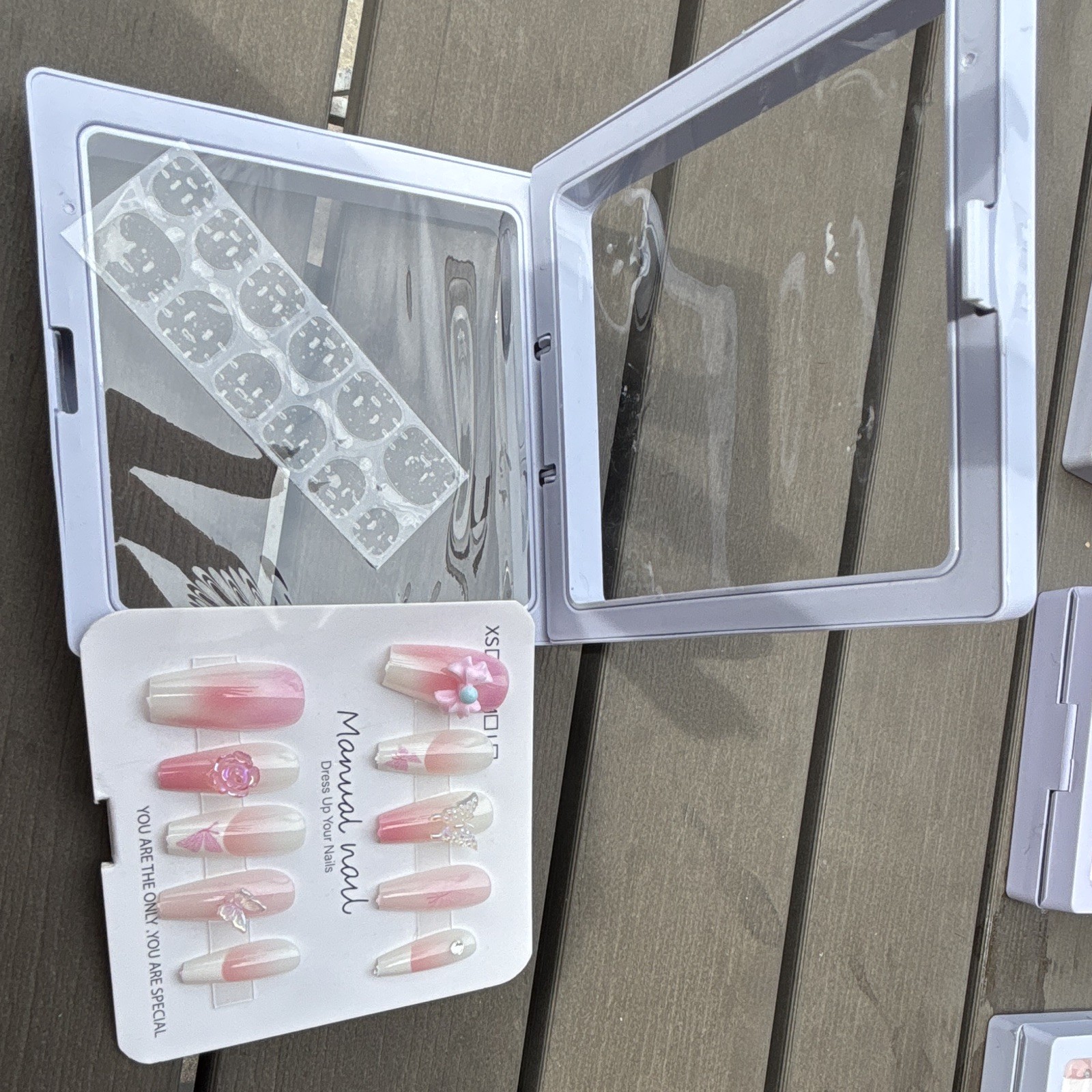 Manual nail Press-On Nails Long Coffin Pink/White Ombre 3D Butterfly Self-Adh