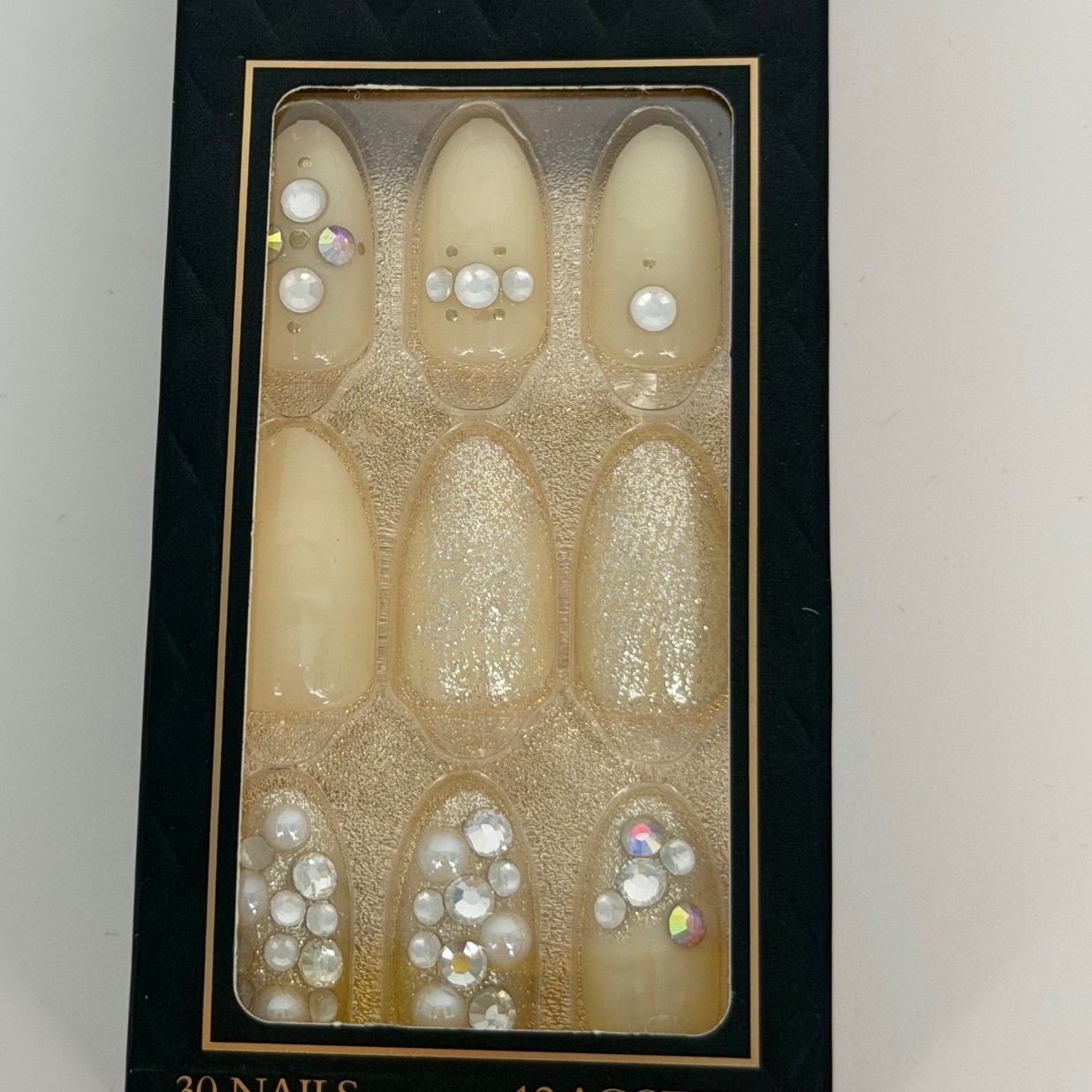 imPRESS Couture Collection Press On Manicure 30 Nails 12 Accents Luxurious 93-32