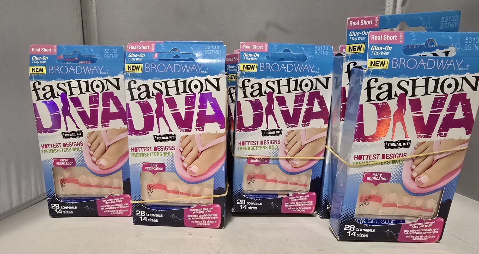 Lot Of 33×28 Kiss Broadway Fashion Diva Real Short Toenails. Dry Glue