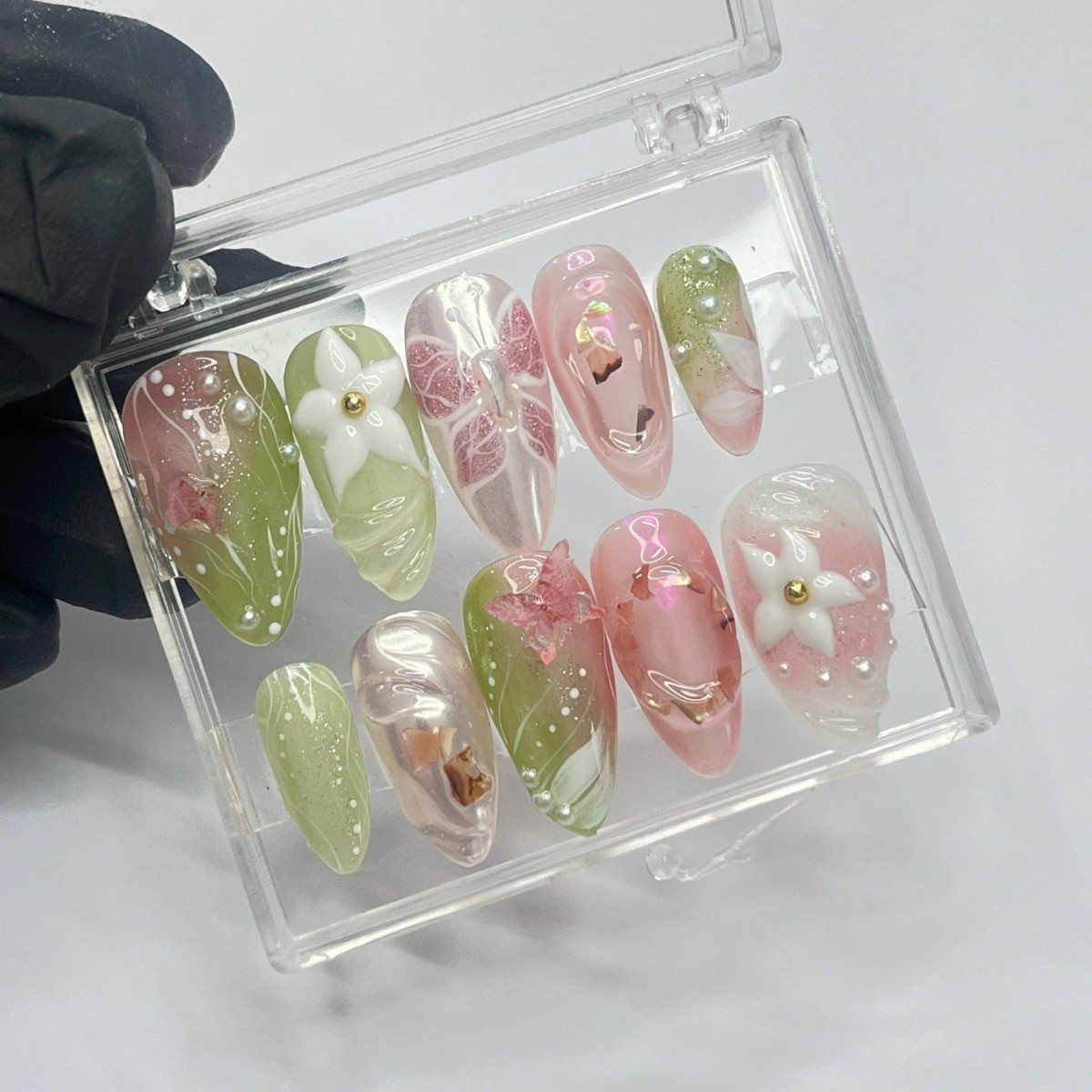 Butterfly Floral Handmade Press on Nails Pearl Gradient Pastel Gloss Fake Nails