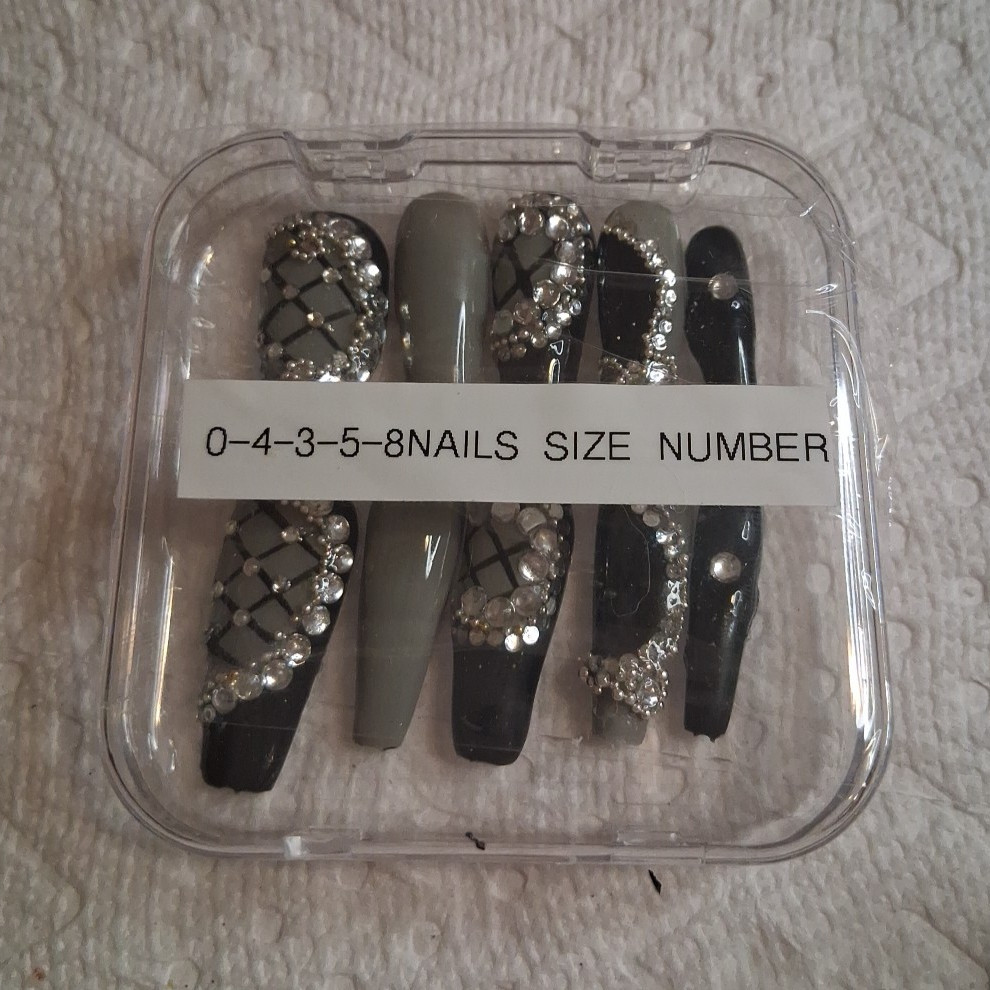 black gray 3D shiny long coffin full cover pre-designed press-on nails set