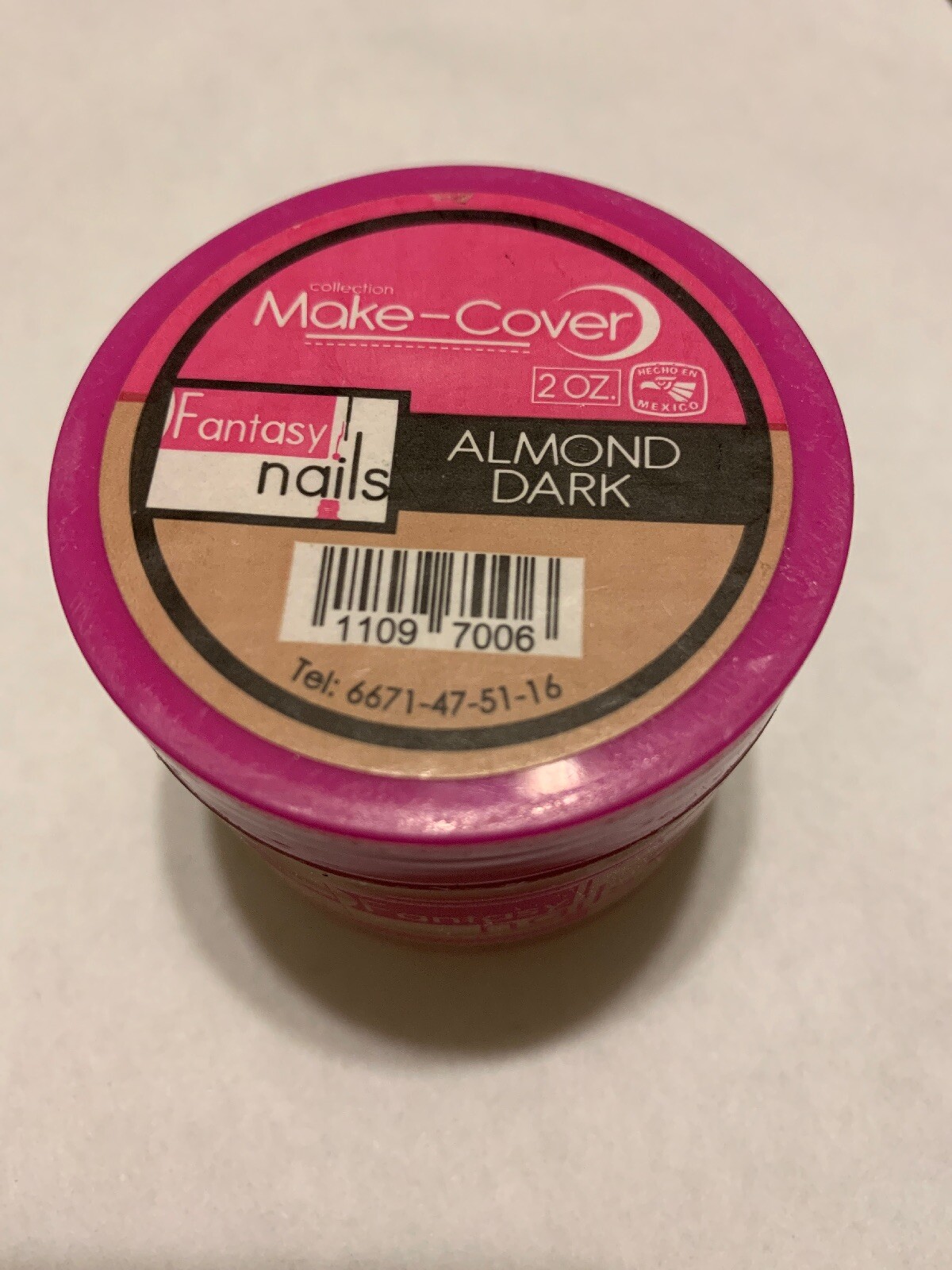 polvo makeup de fantasy nails Color dark almond de 2oz