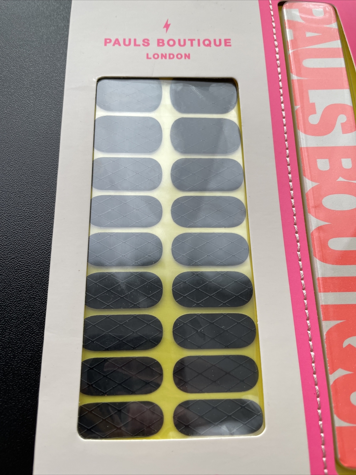 Pauls Boutique Nail Wrap Set With Nail File – black