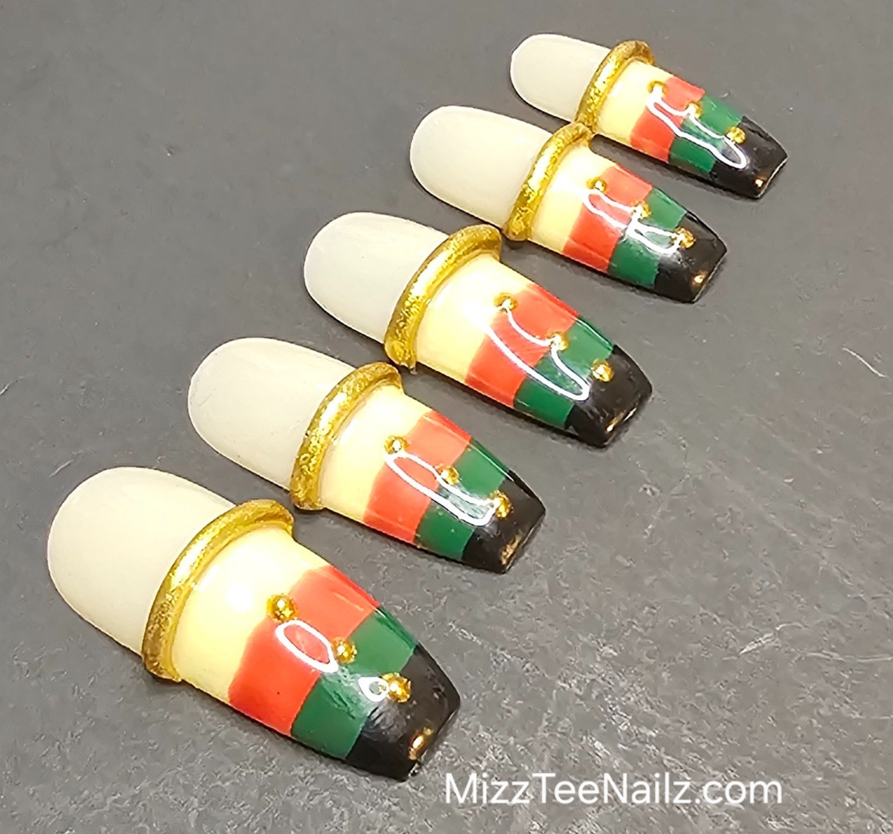 Press-On Nail Set #102: Black Pride 1