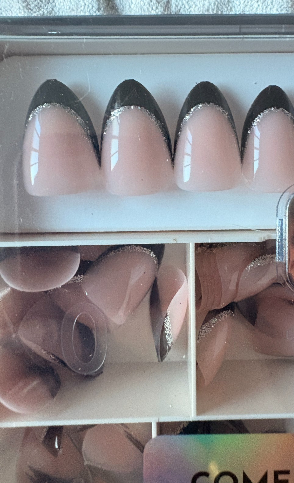Nail Reformation Press On 160 Signature Nail Box Nude w/ Black and Silver Tips