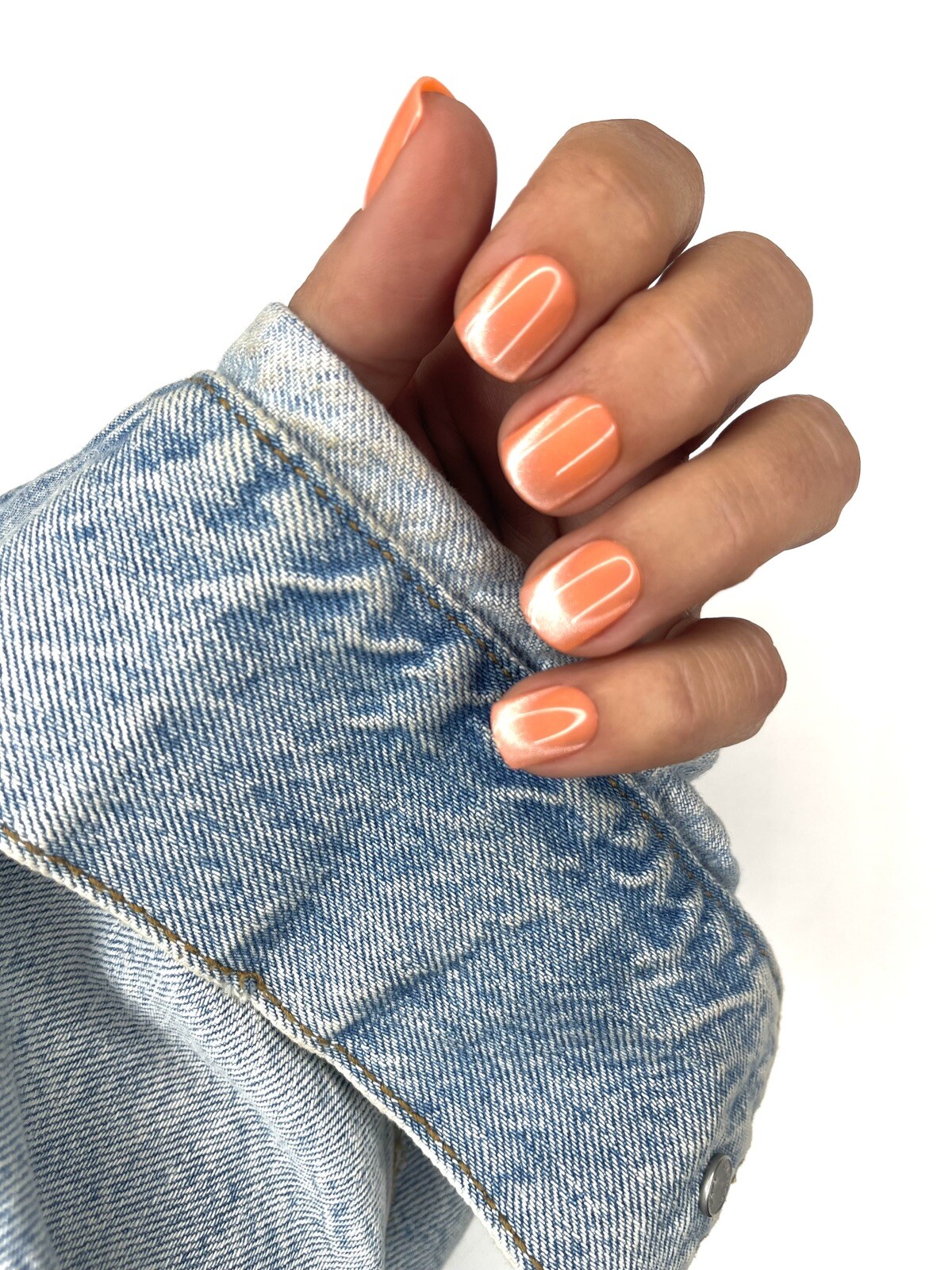 Red Aspen Press On Nails, Short Square, Britta’s Peach Bellini