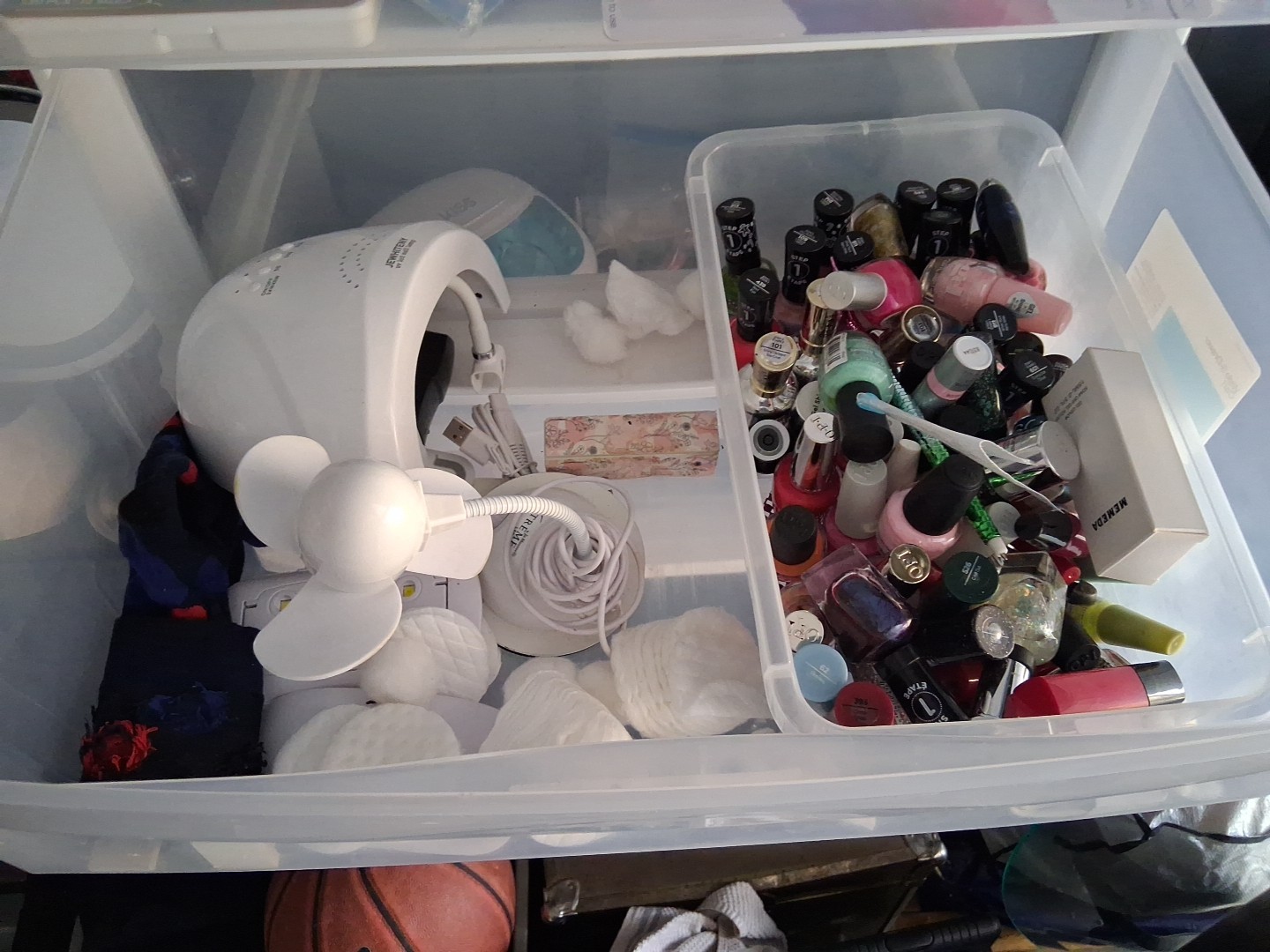 nail tech supplies